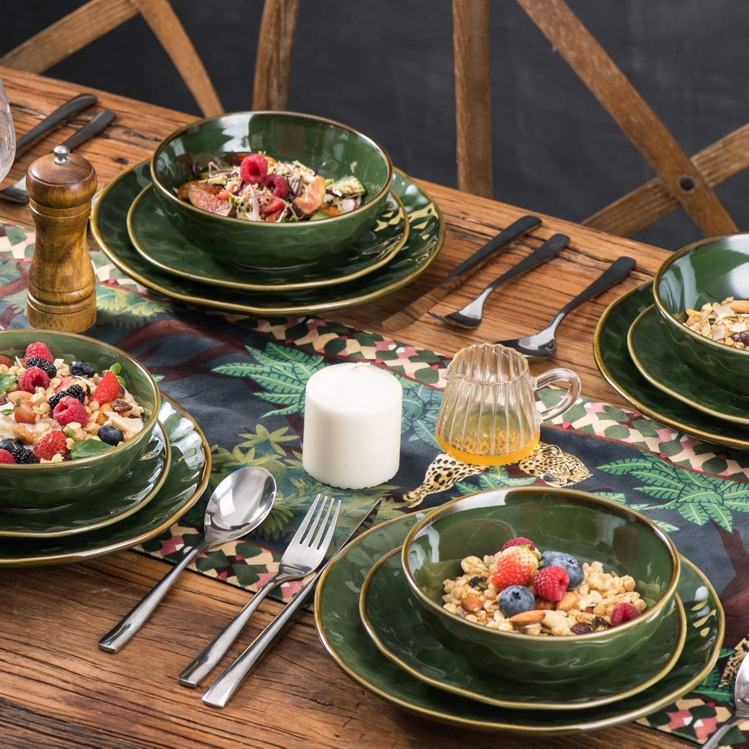 vicrays Ceramic Salad Bowls Set for Kitchen, Serving - 32 Ounce Soup Bowls, Pasta Bowls, Chip Resistant, Dishwasher Microwave Safe, Large, Fluted, stoneware, Set of 4 (Green)