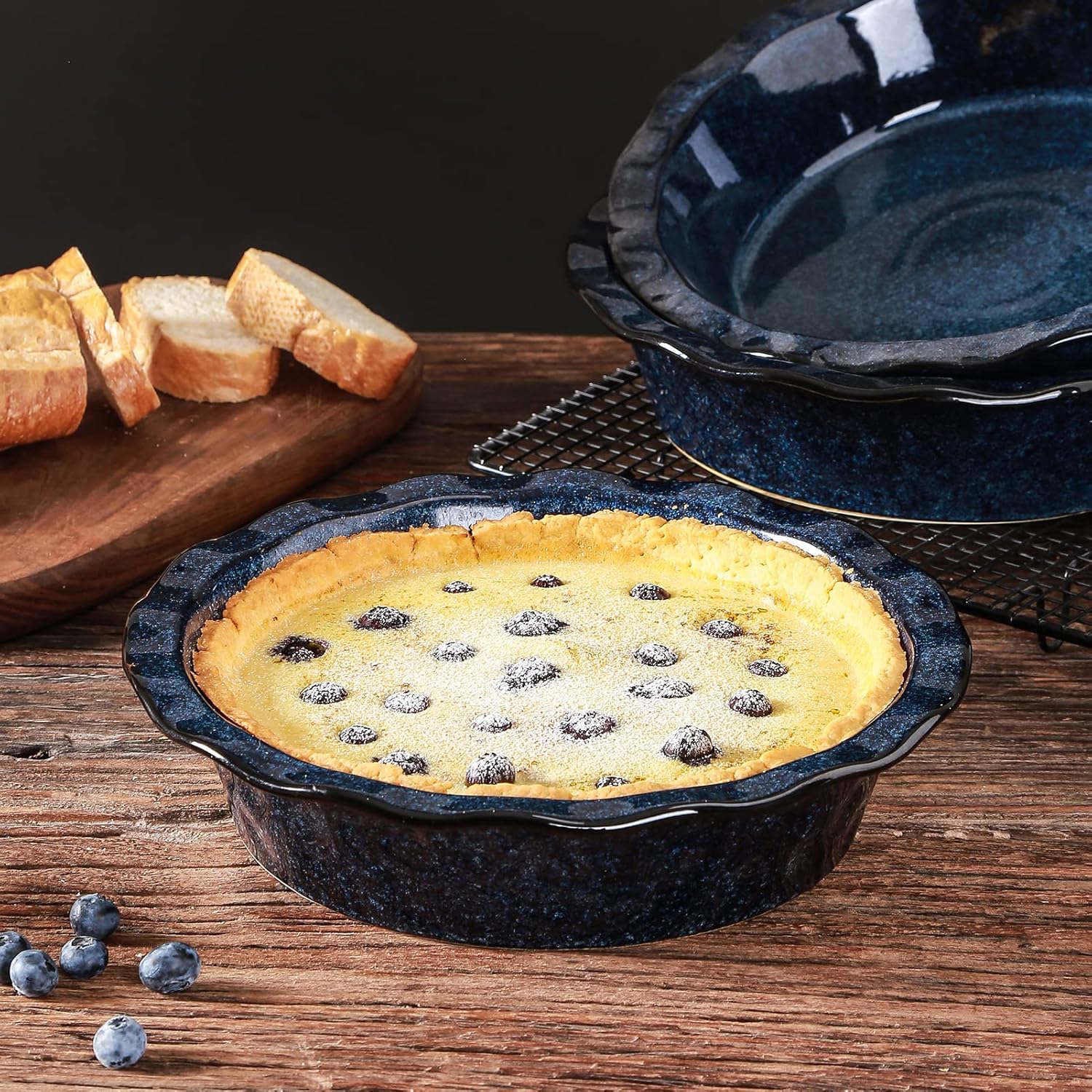 vicrays Keramik-Kuchenform zum Backen – 23 cm große, runde, geriffelte und tiefe Kuchenplatte für Torte, Pizza, Apfelkuchen, Quiche, Fleischkuchen, Kuchen – Reaktivglasur (Sternenblau)