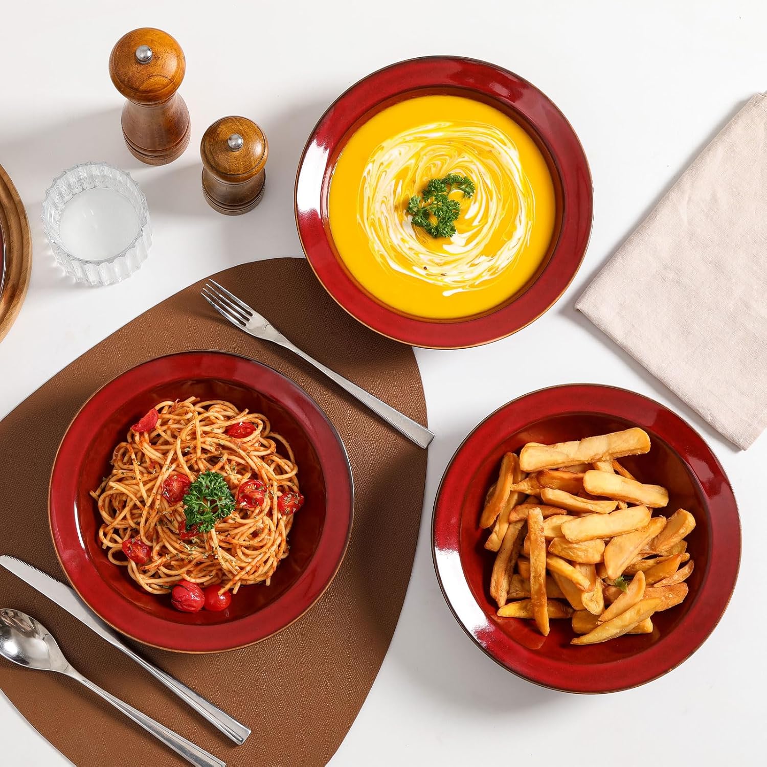 vicrays Wide Rim Soup Bowls - 27oz Ceramic Pasta Plates Bowl Set of 4 for Gumbo Salad Spaghetti Dipping Bread Dishes Home Restaurant Use - Microwave Dishwasher Oven Safe - Cherry Red