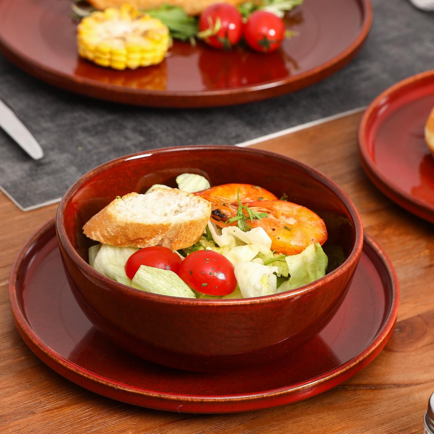 vicrays Ceramic Cereal Bowls Set - Porcelain 26 Ounce Soup Salad Bowls - Rice Dessert Cream Bowls Set - Chip Resistant Dishwasher Microwave Safe - Set of 6 (Cherry Red)