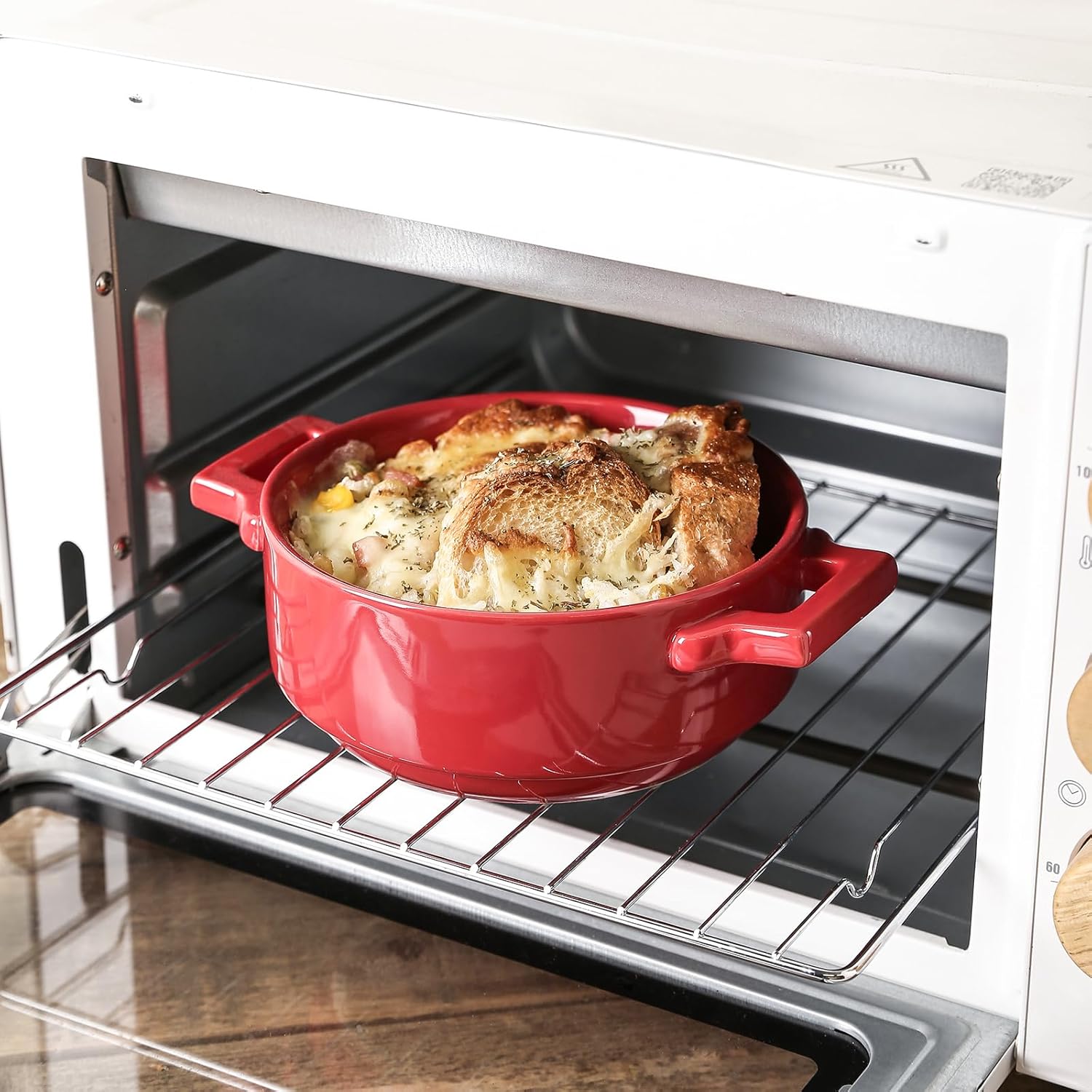 vicrays Ceramic Soup Bowls with Handles, 24 Oz Porcelain Soup Crocks for French Onion Soup, Cereal, Beef Stew, Chill, Pasta, Pot Pies, Microwave and Oven Safe, Set of 4 (Red)