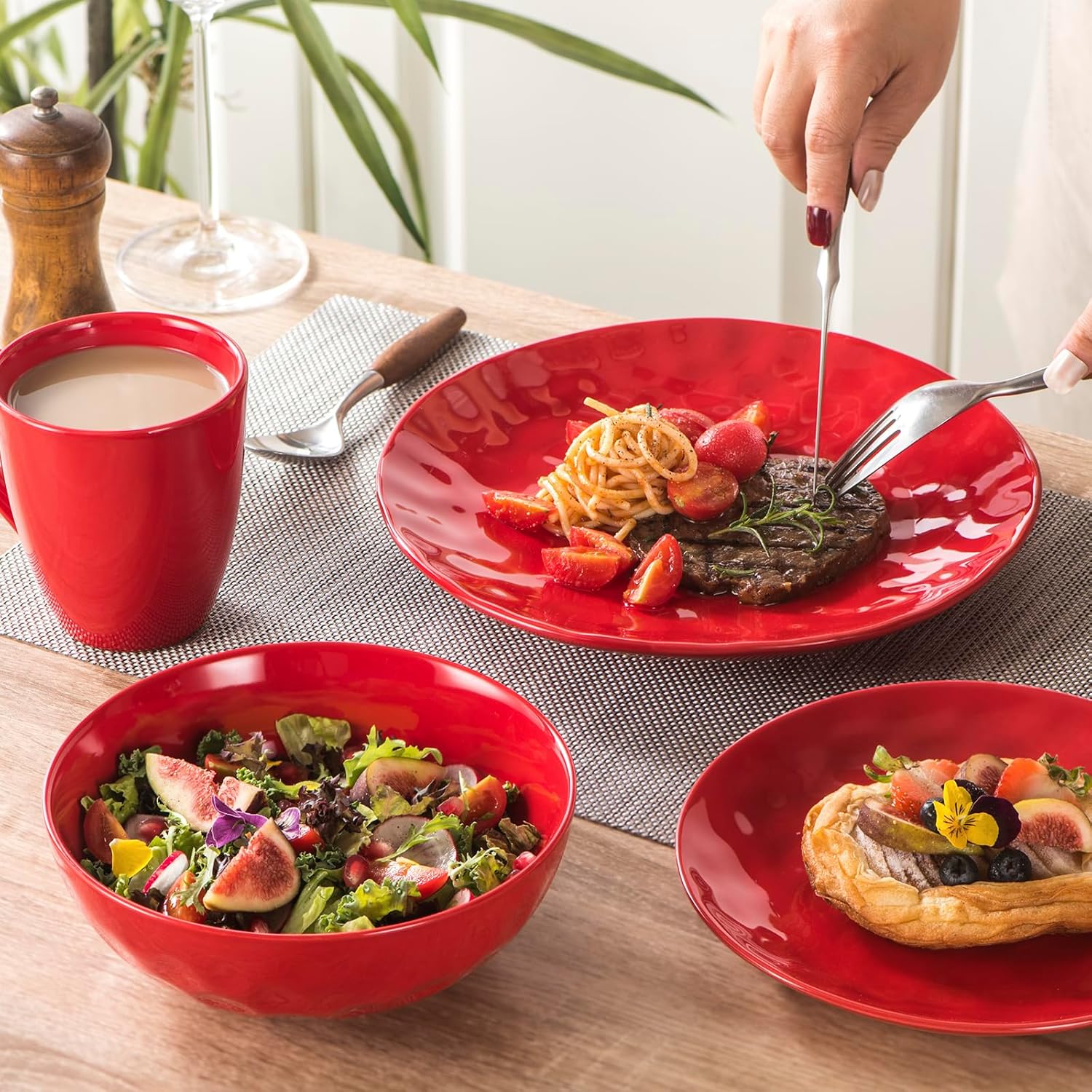 vicrays Ceramic Salad Bowls Set for Kitchen, Serving - 32 Ounce Soup Bowls, Pasta Bowls, Chip Resistant, Dishwasher Microwave Safe, Large, Fluted, stoneware, Set of 6 Red