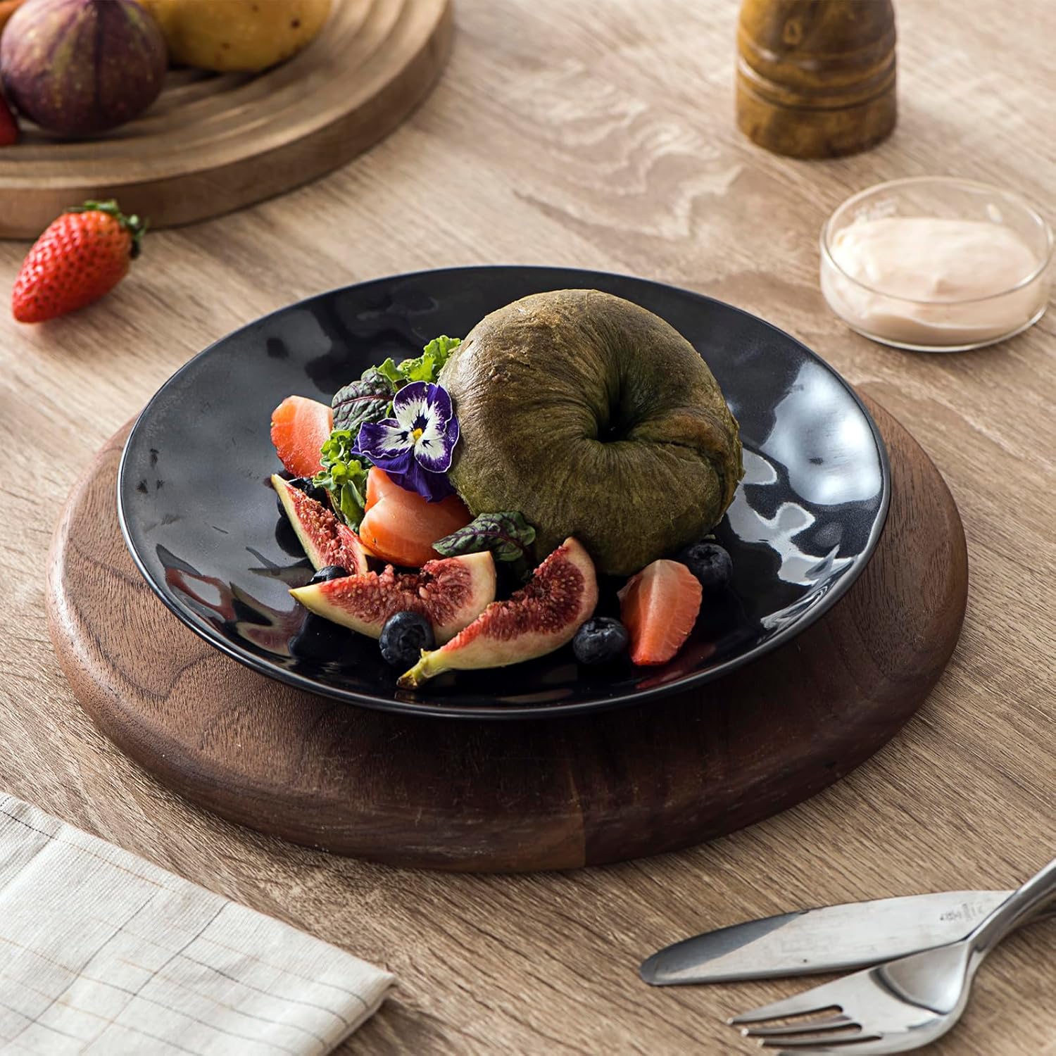vicrays Ceramic Dessert Salad Plates, 8 Inch, Microwave, Oven, and Dishwasher Safe, Round, Porcelain Fluted Suitable for Snacks, Appetizer, Home, Party, Restaurant - Set of 6 Black