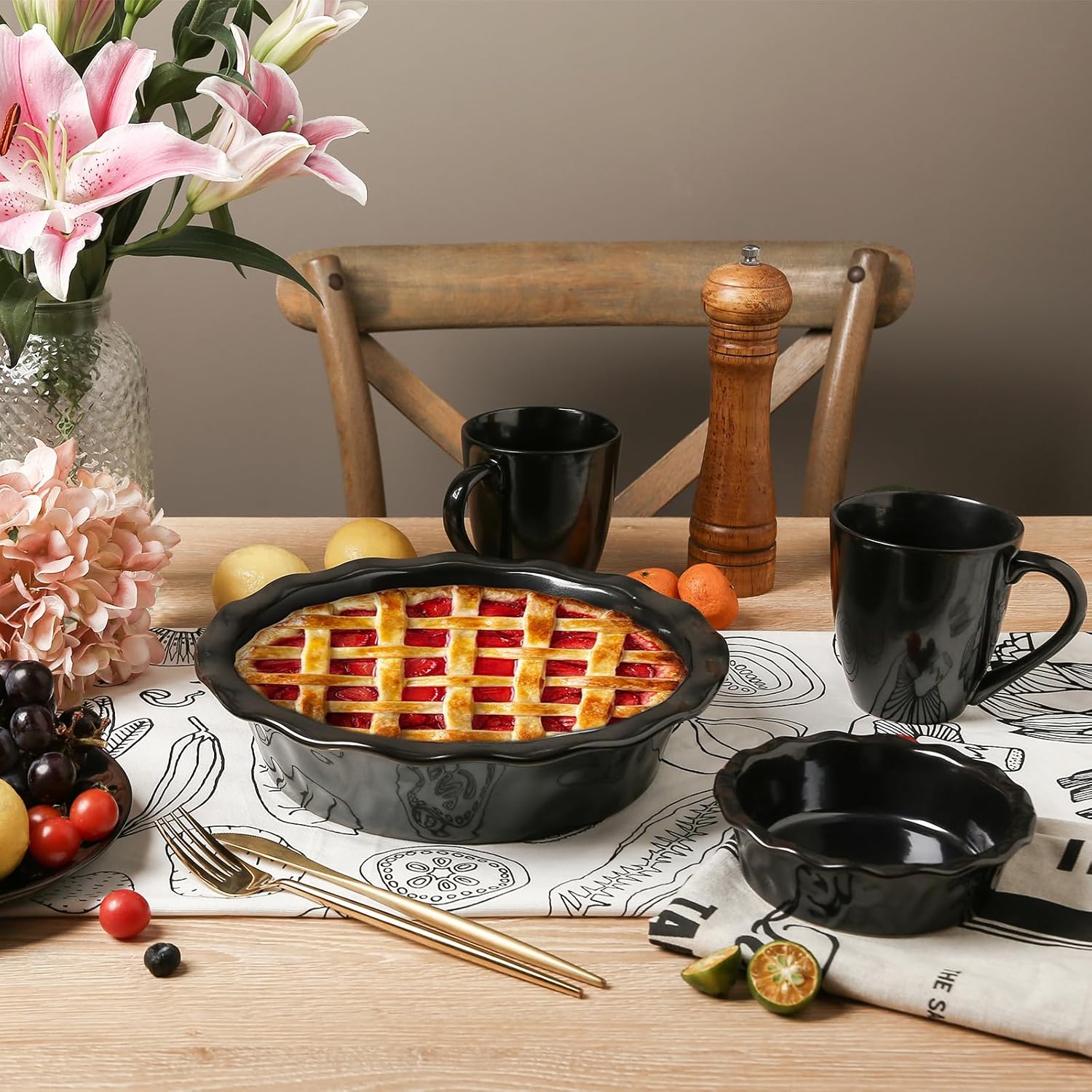 Vicrays Ceramic Pie Pan for Baking - 5.5 inch Small Pie Plates Deep Dish Round Pot Casserole Mini Serving Bowl - Microwave Oven Safe for Dessert Apple Pie Cake Tart Pizza Set of 6 - Black